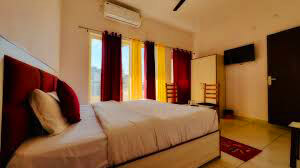 Honeymoon Suite at The Jungle Creek Resort